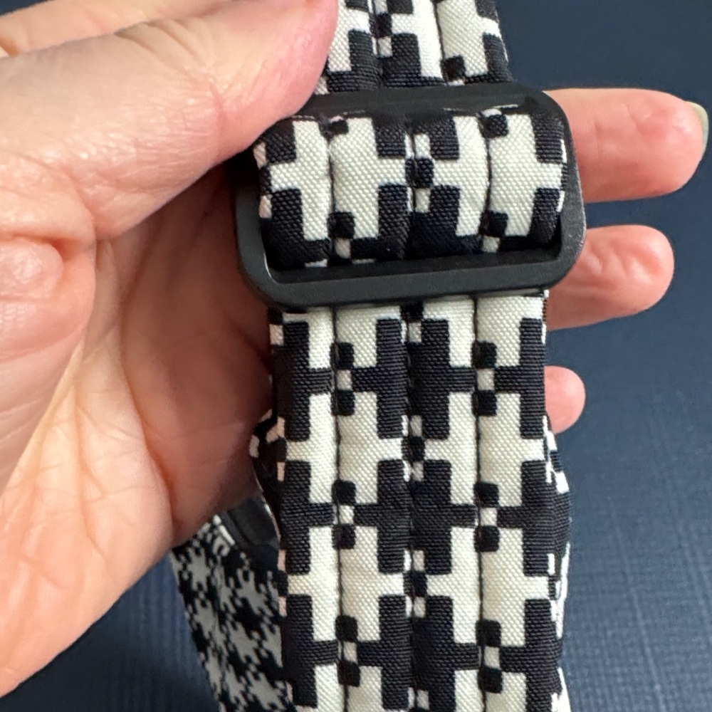 BAGGU Black and Cream Checkered Shoulder Bag - Picture 3 of 6